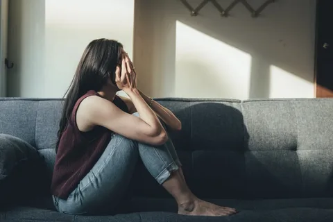 Panik Atak Ne Kadar Sürer? Ortalama Süre ve Aşamaları